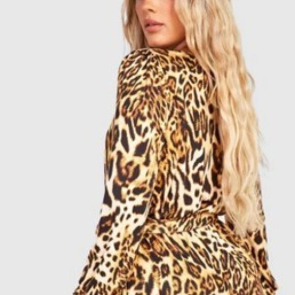 Tamari Leopard Print Wrap around Dress Size 16w - Picture 14 of 15